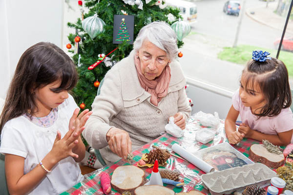 Memory Care Tips for the Holidays Aravilla Clearwater Memory Care Community