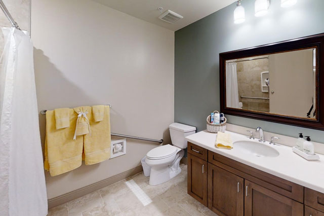 Aravilla Clearwater Memory Care Sanddollar Bathroom