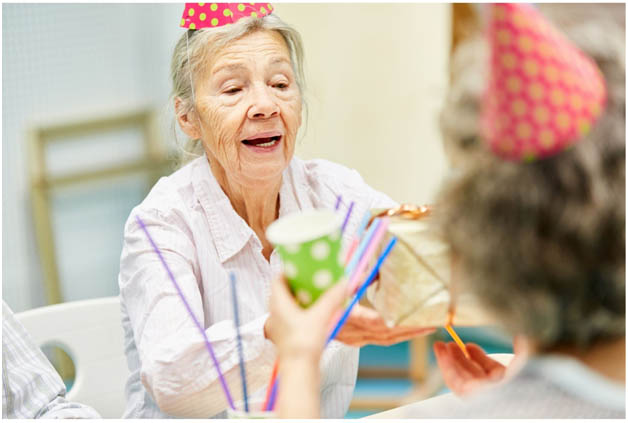 Gift Giving Tips for Seniors in Memory Care