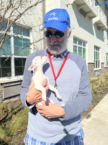 Aravilla Clearwater Memory Care resident with dog