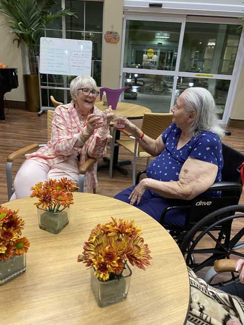 memory care residents great time