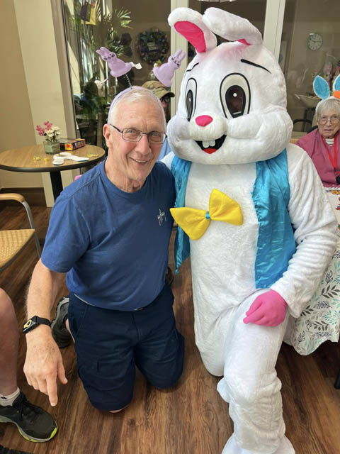 Aravilla Clearwater resident with the Easter bunny
