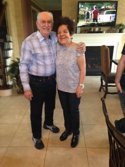 happy senior couple at memory care community Aravilla Clearwater