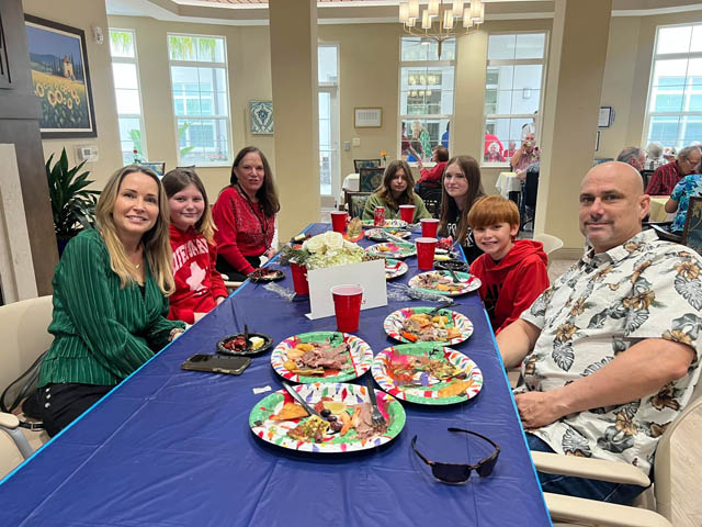 thanksgiving celebration with memory care residents at Aravilla Clearwater