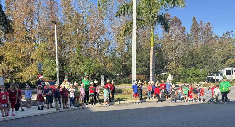 Santas helpers visiting Aravilla Clearwater memory care