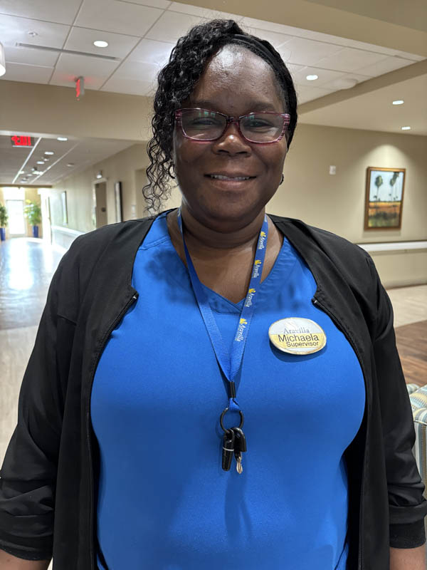 Aravilla Clearwater staff member