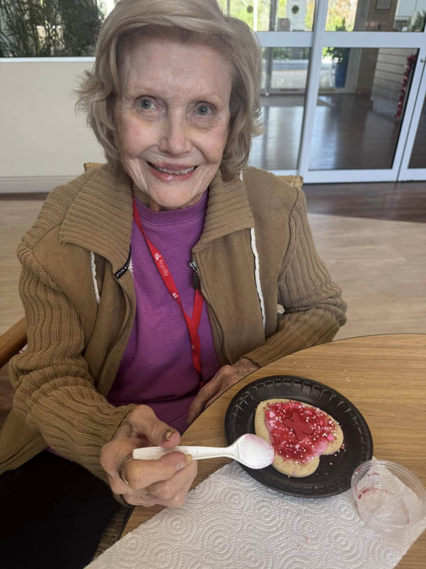 happy senior resident at Aravilla Clearwater happy senior resident at Aravilla Clearwater