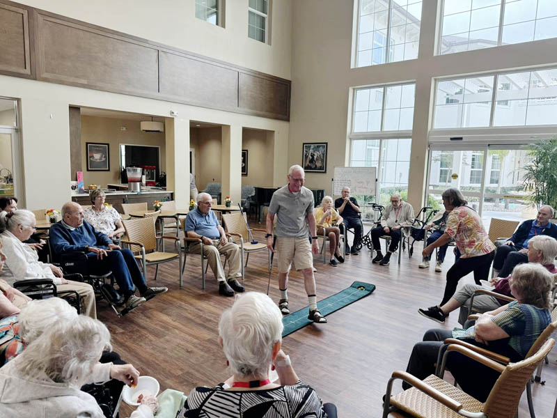 putt putt golf for seniors at Aravilla Clearwater putt putt golf for seniors at Aravilla Clearwater